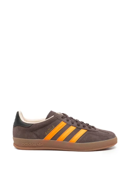 Pruhované tenisky Adidas Samba s potiskem bílé