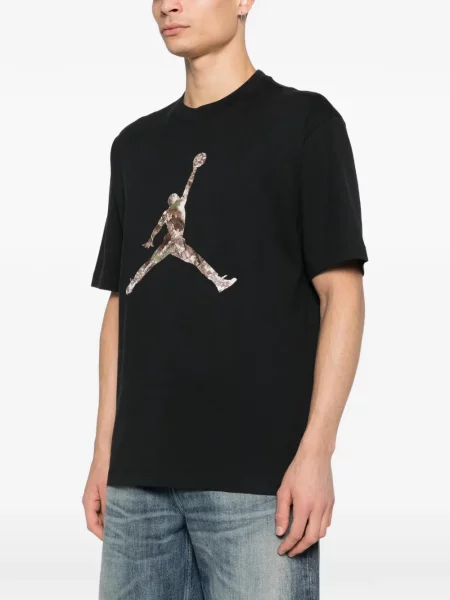 Tricou Nike lung roșu