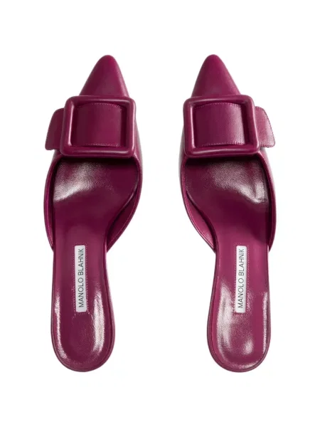 Papuci tip mules Manolo Blahnik cu cataramă violet