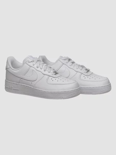 Кожаные кроссовки Nike Air Force 1 белые