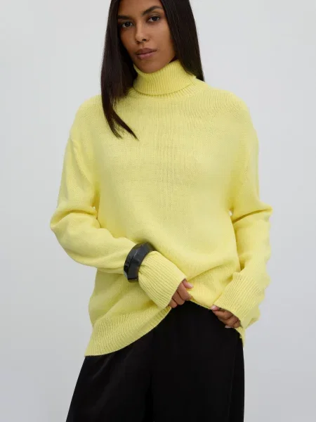 Светр Estro вовна/мохер жовтий