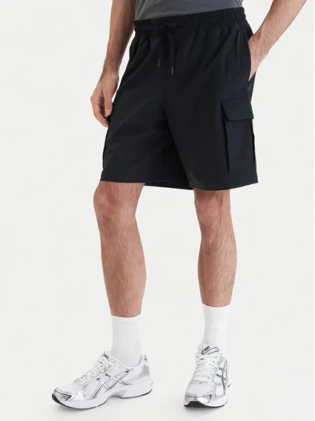 Under Armour Sport rövidnadrág UA Vibe Woven Cargo fekete