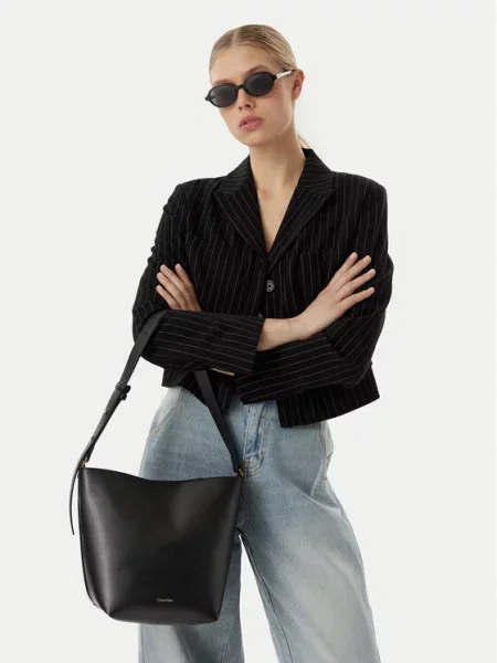 Geantă Calvin Klein Foil Logo Medium negru