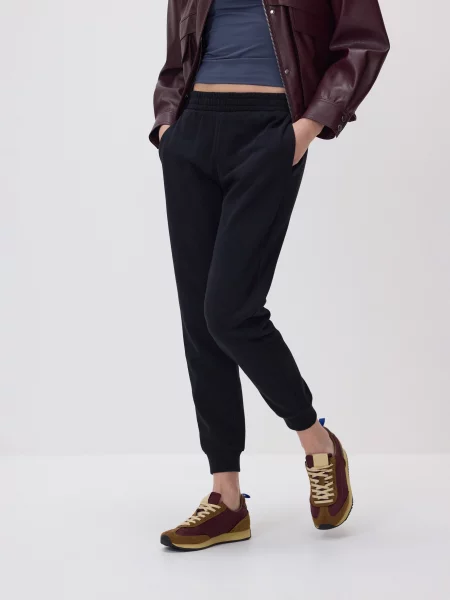 Reserved Спортивні штани зі шнурком чорний