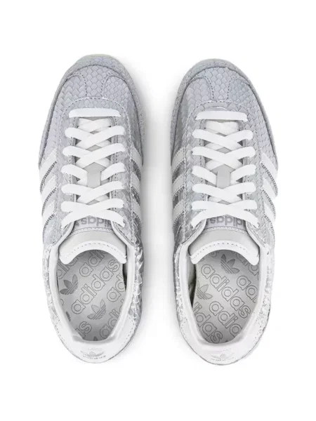 Sneakerși Adidas cu dungi