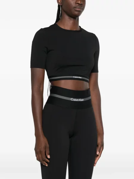 Περικομμένο μπλούζα Calvin Klein με αυτόγραφο μαύρο