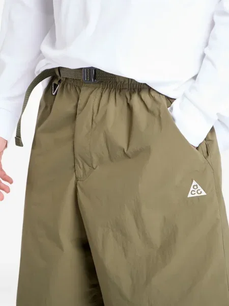 Kratke hlače kargo Nike s printom od flisa bijela