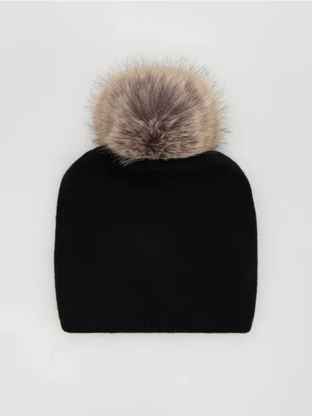 Reserved Шапка-біні з додаванням чорний