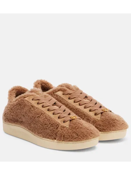 Sneakerși Valentino Garavani din piele de căprioară bej