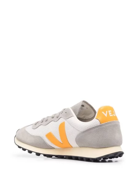 Sneakersy Veja białe