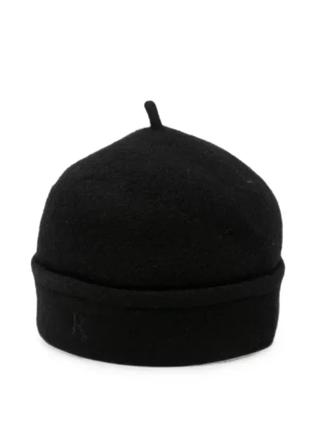 Căciulă Ranra cu broderie din fetru negru