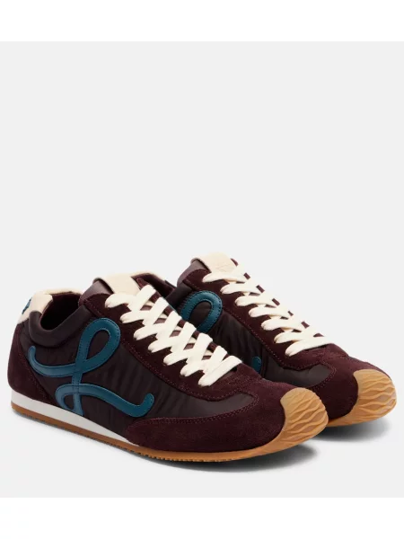 Sneakerși Loewe din piele de căprioară bordo