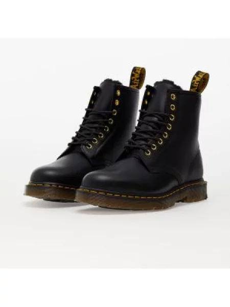 Kotníkové boty Dr. Martens černé