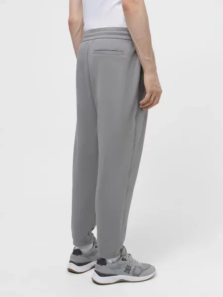 Спортивные штаны Armani Exchange серые