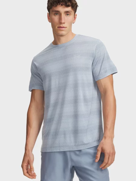 У смужку футболка Under Armour блакитна