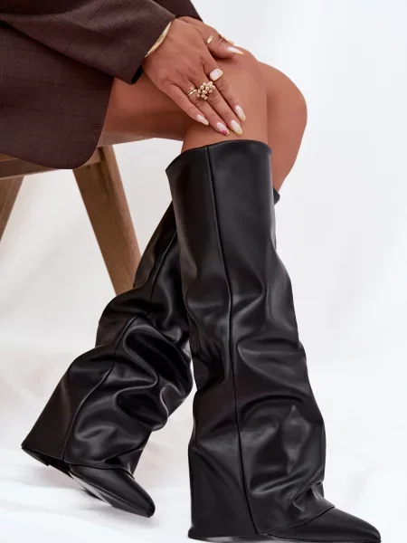 Топ Boto черно