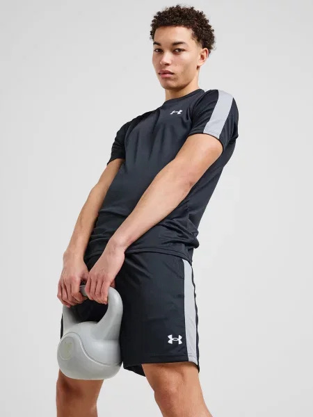 Under Armour Szorty Train czarne
