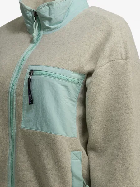 Geacă Patagonia din fleece gri