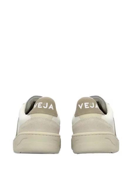 Sneakerși Veja din piele de căprioară alb