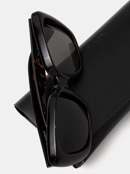 Солнцезащитные очки Saint Laurent