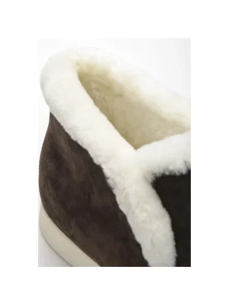 Велюровые лоферы Estro коричневые