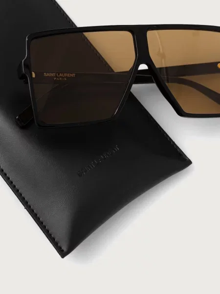 Солнцезащитные очки Saint Laurent