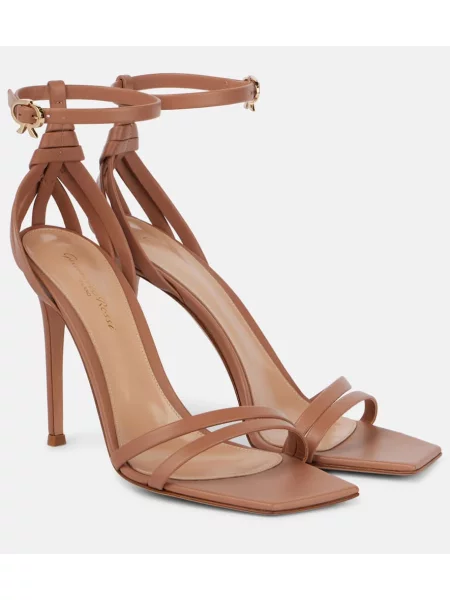 Sandale Gianvito Rossi din piele maro