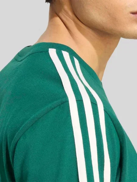 T-shirt o kroju regular fit z czystej bawełny model M 3S SJ LC T' Adidas Sportswear zielona