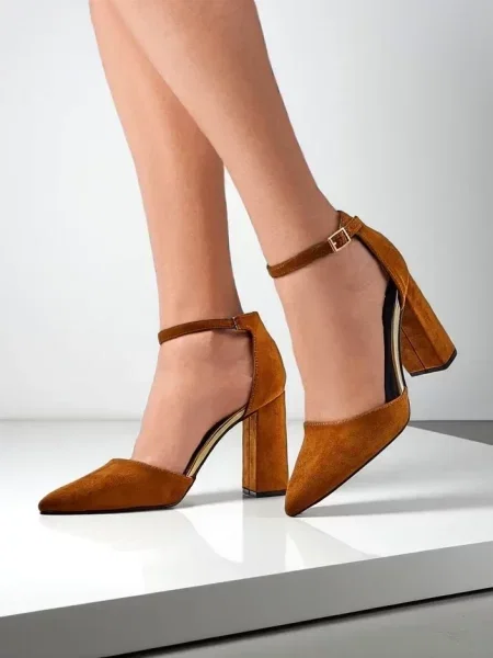 Salonarji Resti iz semiša rjava