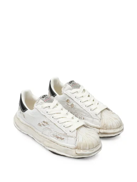 Sneakerși Maison Mihara Yasuhiro rupți din canvas alb