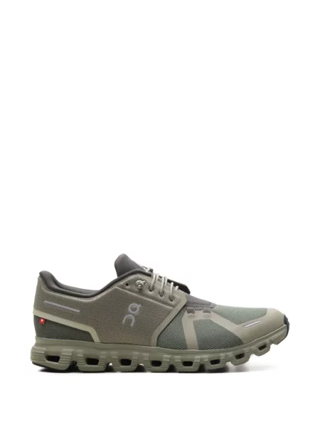 Sneaker On