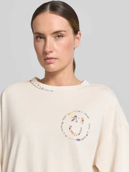 T-shirt o kroju relaxed fit z kwiatowym haftem Jake*s Studio Woman