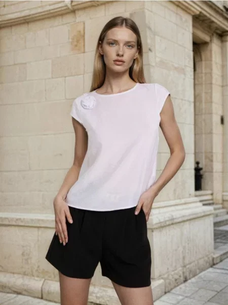 Блуза сорочкового типу з 3D квіткою білий