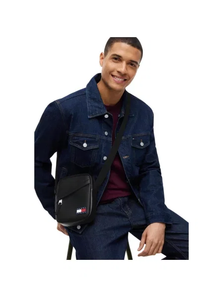 Taška cez rameno Tommy Jeans Tjm Daily Pu Reporter čierna