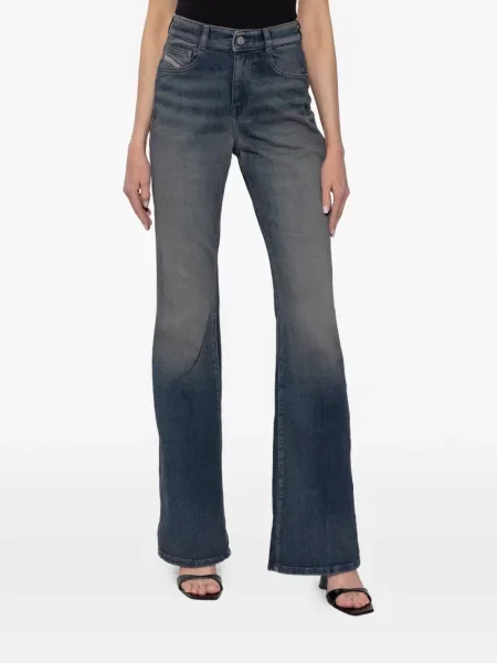 Blugi Diesel cu broderie albastru