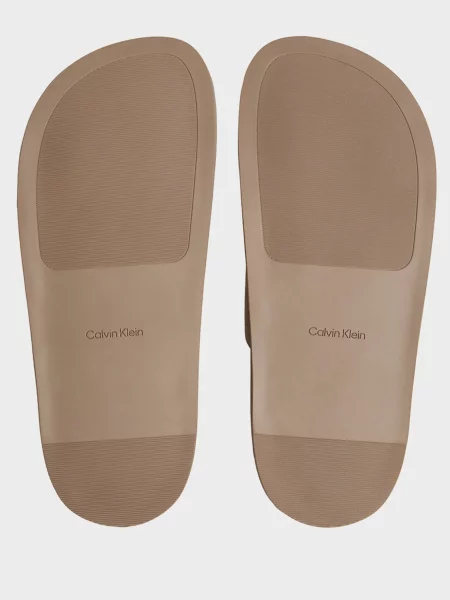 Замшевые шлепанцы Calvin Klein с пряжкой коричневые