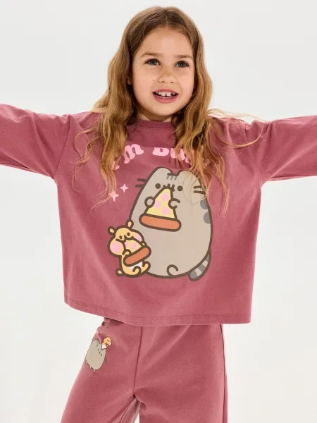 Sinsay mikina crewneck s potiskem Pusheen the Cat mahaghonová