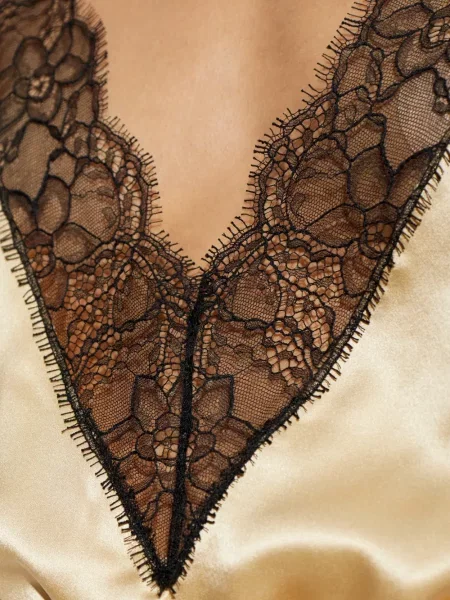 Body Dolce & Gabbana de mătase