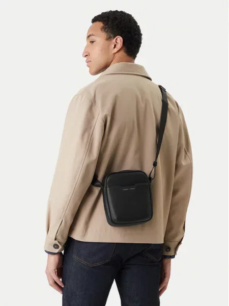 Saszetka Armani Exchange czarna