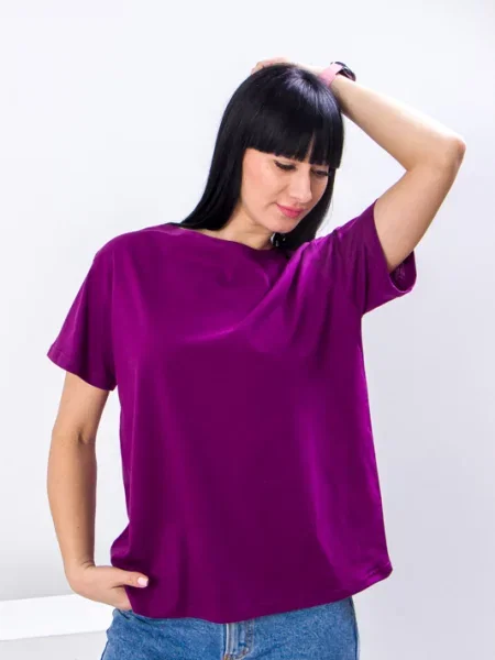 Футболка носи своє фиолетовая