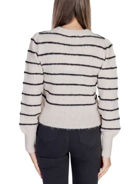 Pulover Jacqueline De Yong cu dungi negru