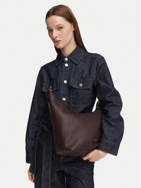 Calvin Klein Torba za na rame karmin crvena