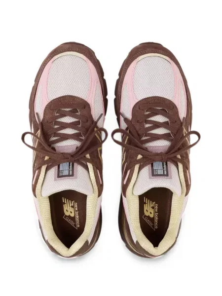 Sneakerși New Balance maro
