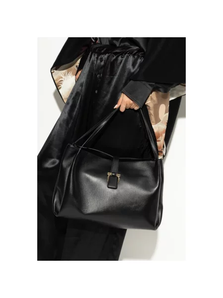 Shopperka Salvatore Ferragamo czarna