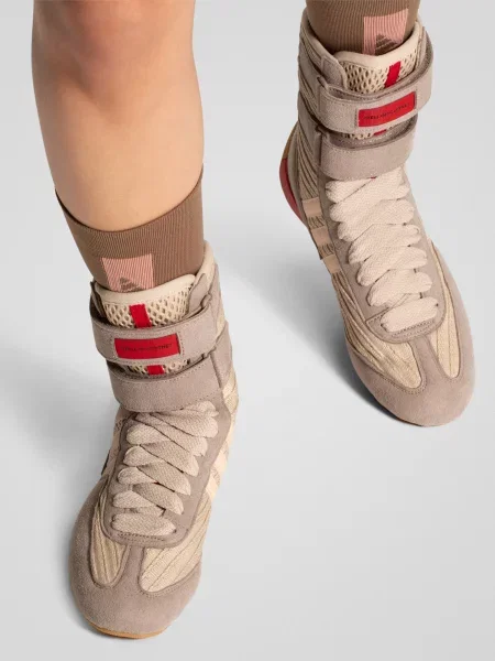 Ботинки Adidas коричневые