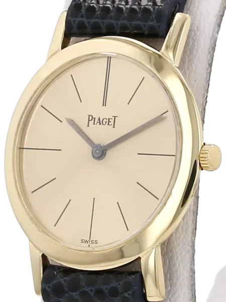 Óra Piaget autogrammal