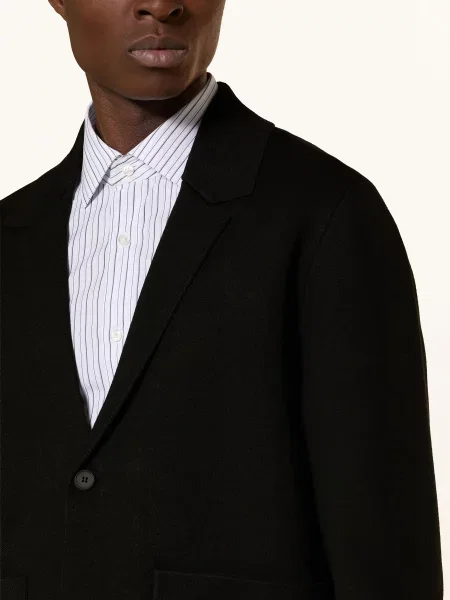 Hugo Svetr Siton černá