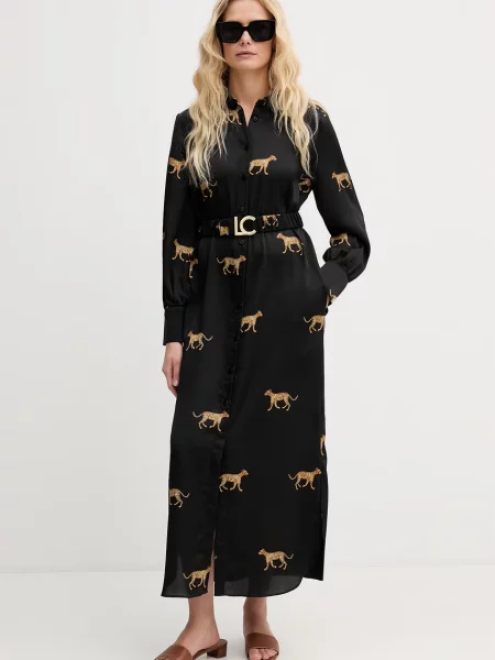 Lola Casademunt сукня