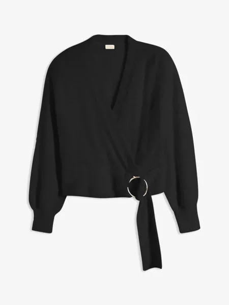 Sweter kopertowy z ozdobnym elementem czarny