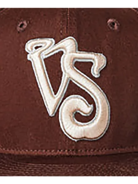 Sapka Vale autogrammal barna